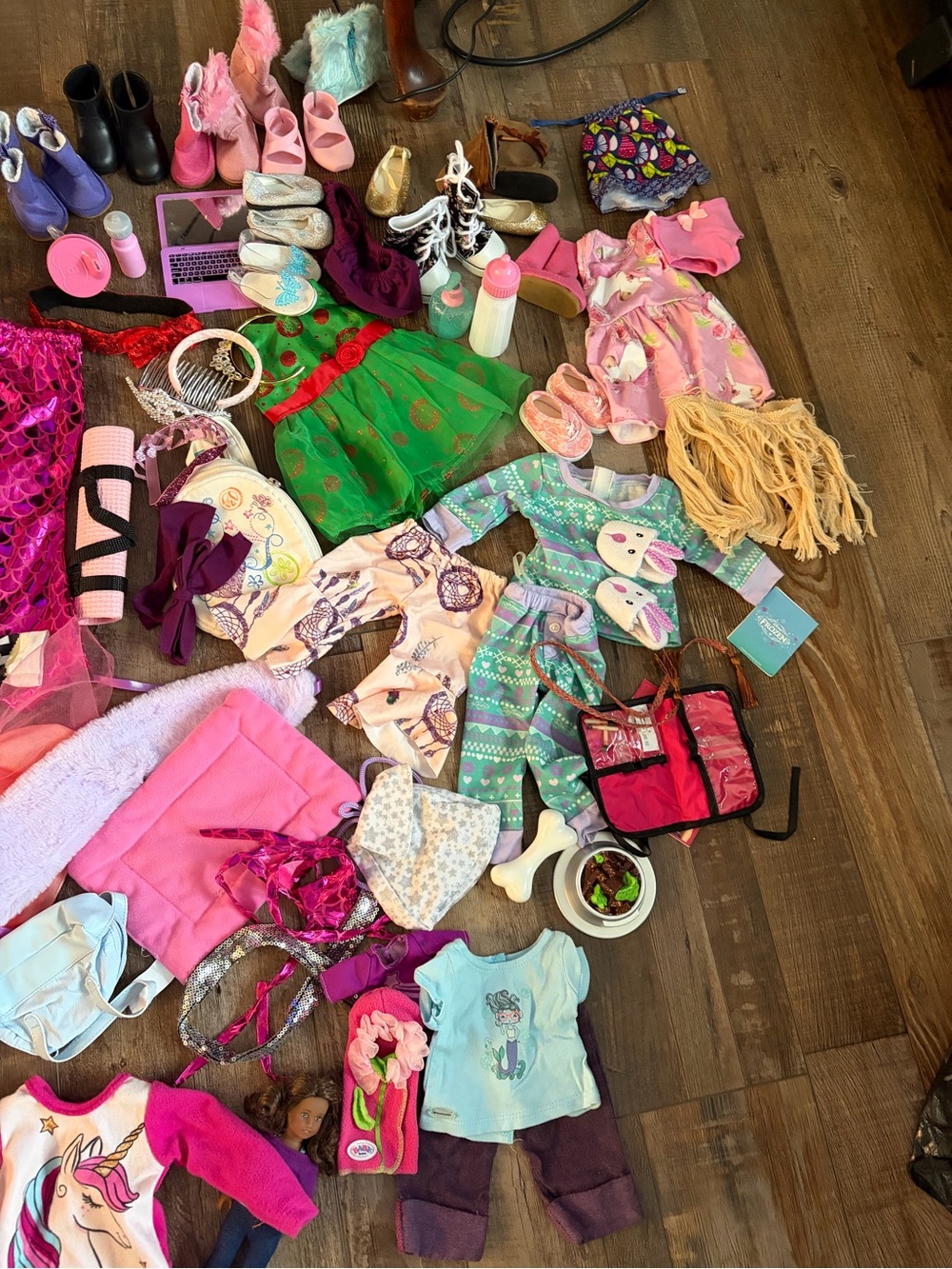 American Girl Doll Bundle - Picture 4 of 5